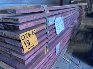 Ca. 84x Purple Heart planken geschaafd, 21x120mm, lengte 22/335cm, 29/